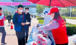 富士康的员工真实工资 富士康的员工真实工资